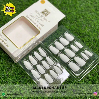 Roseberry Stick On Nails ( BR12 )