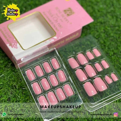Roseberry Stick On Nails ( BR18 )