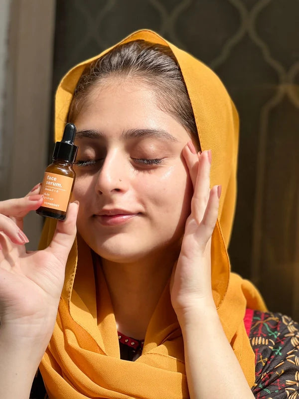 POPMEOUT Skin Reviver ( Vitamin C+E )