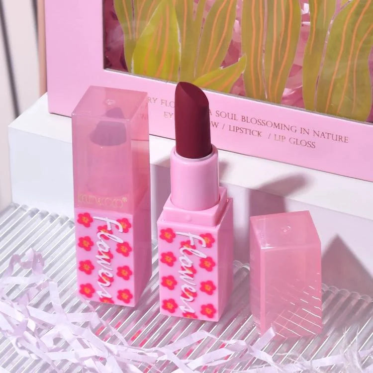 Blooming Tulip Makeup Set - Kevin & Coco